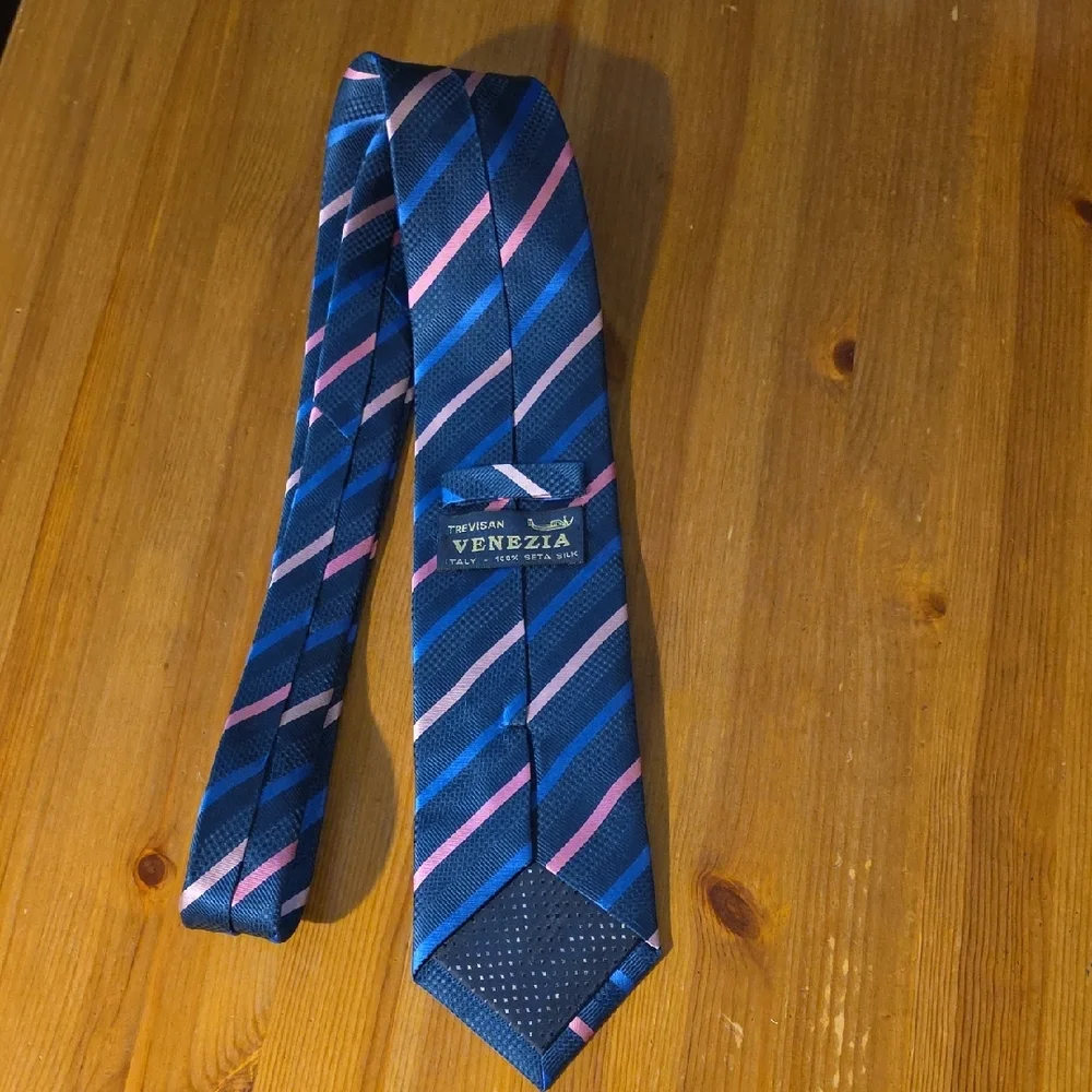 Venezia Navy and Pink Diagonal Striped Tie - Picture 3 of 11